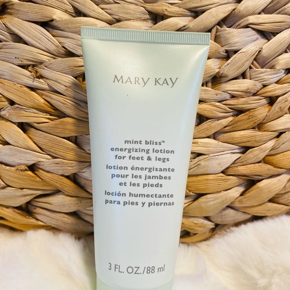 Mint Bliss™ Energizing Lotion for Feet & Legs